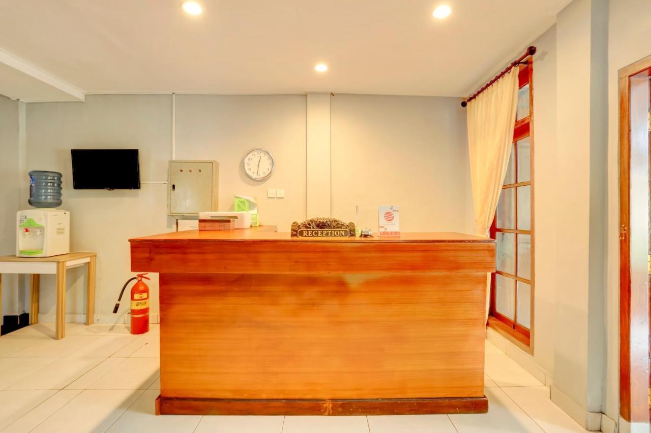 Oyo 90089 Hotel Satria Syariah Denpasar Kültér fotó